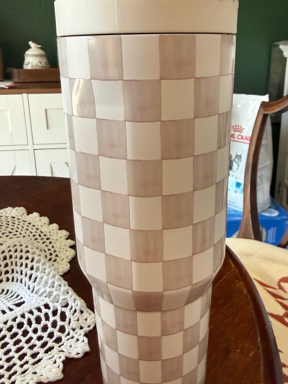 Neutral Checkered - Beige and Cream - HYDROJUG SPORT 40oz